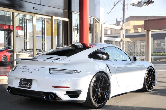 991 Turbo S 入庫致しました ベンツ ポルシェ フェラーリ ベントレー Bmwなどの輸入車 中古車 新車 販売ならダンク Dank Amg ロリンザー等のカスタム制作 埼玉県さいたま市