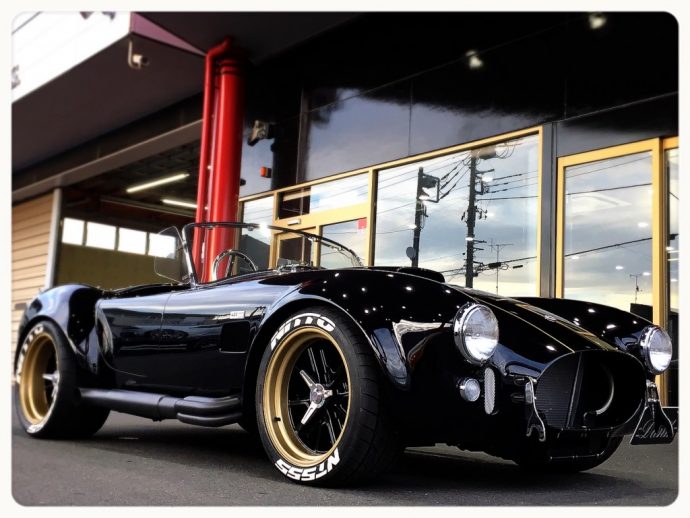 Ac Cobra ベンツ ポルシェ フェラーリ ベントレー Bmwなどの輸入車 中古車 新車 販売ならダンク Dank Amg ロリンザー等のカスタム制作 埼玉県さいたま市