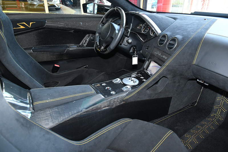 2010年モデル ランボルギーニ ムルシエラゴLP670－4